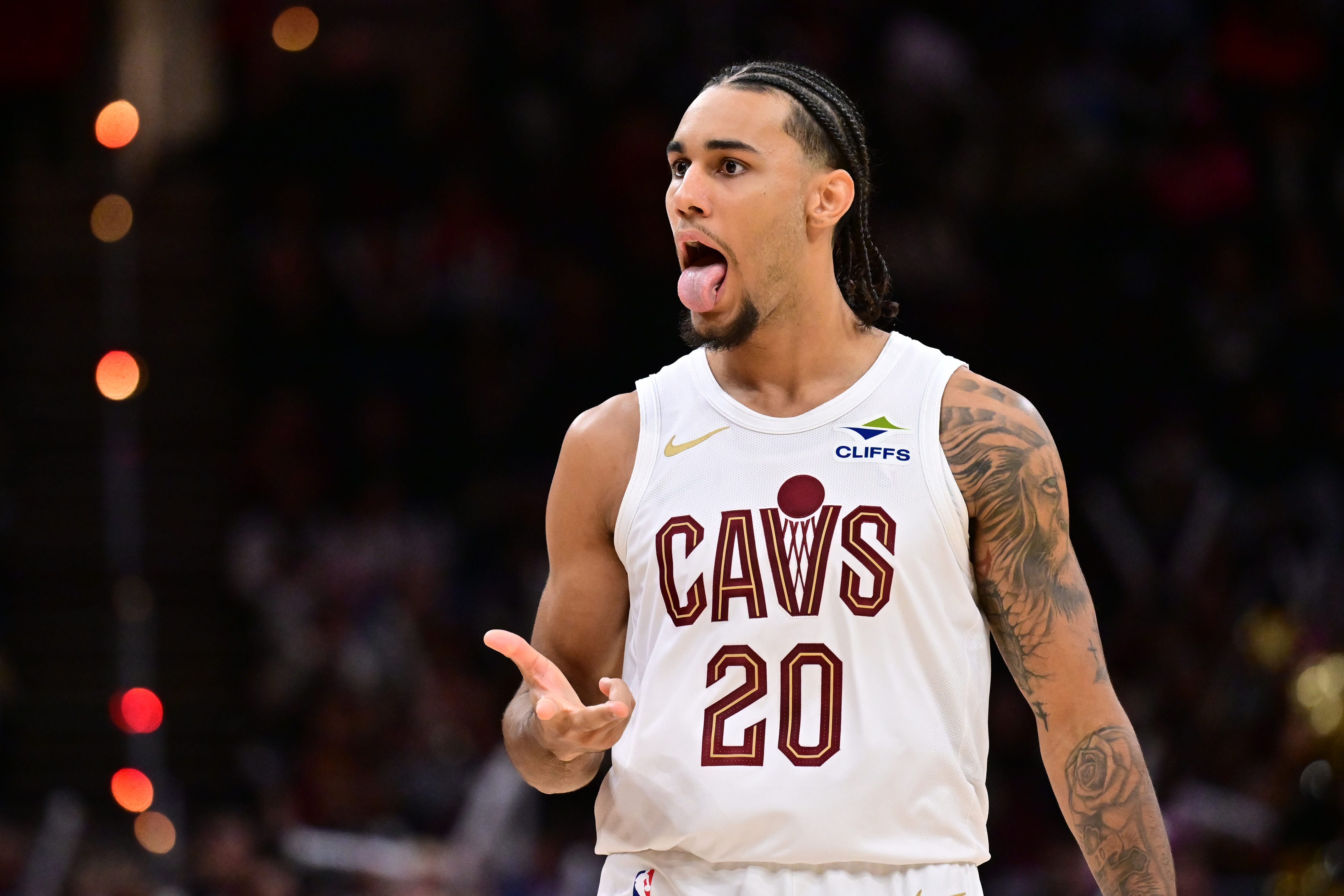 替補(bǔ)打得可以！泰森13中6拿到16分13板1助1斷